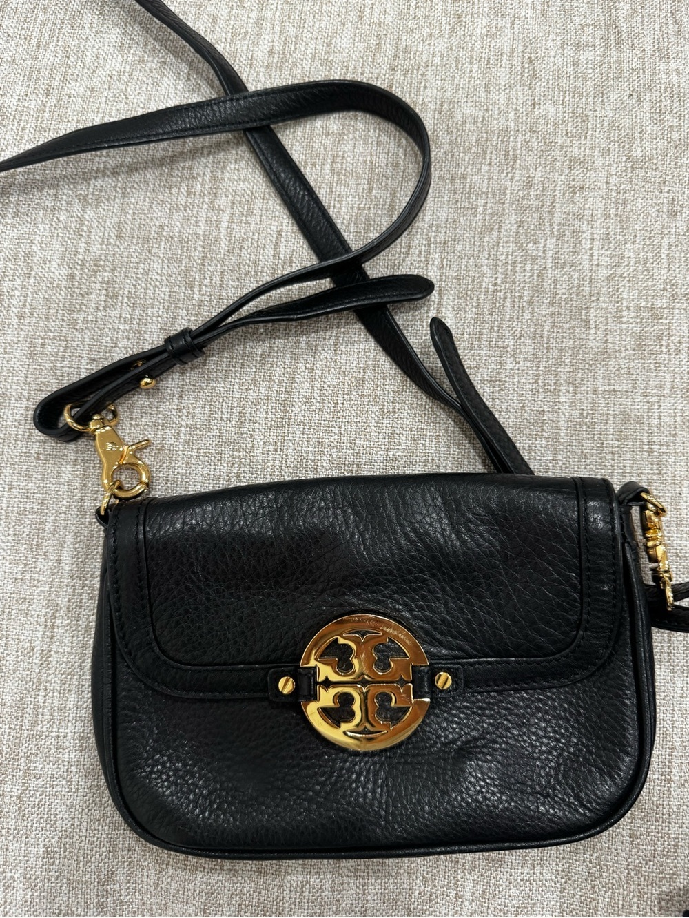 Tory Burch Amanda mini Messenger Crossbody bag purse black with gold
